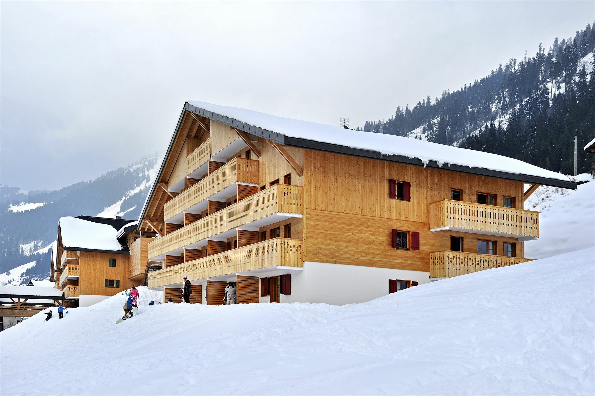 Residence Nemea Le Grand Lodge Châtel Екстериор снимка